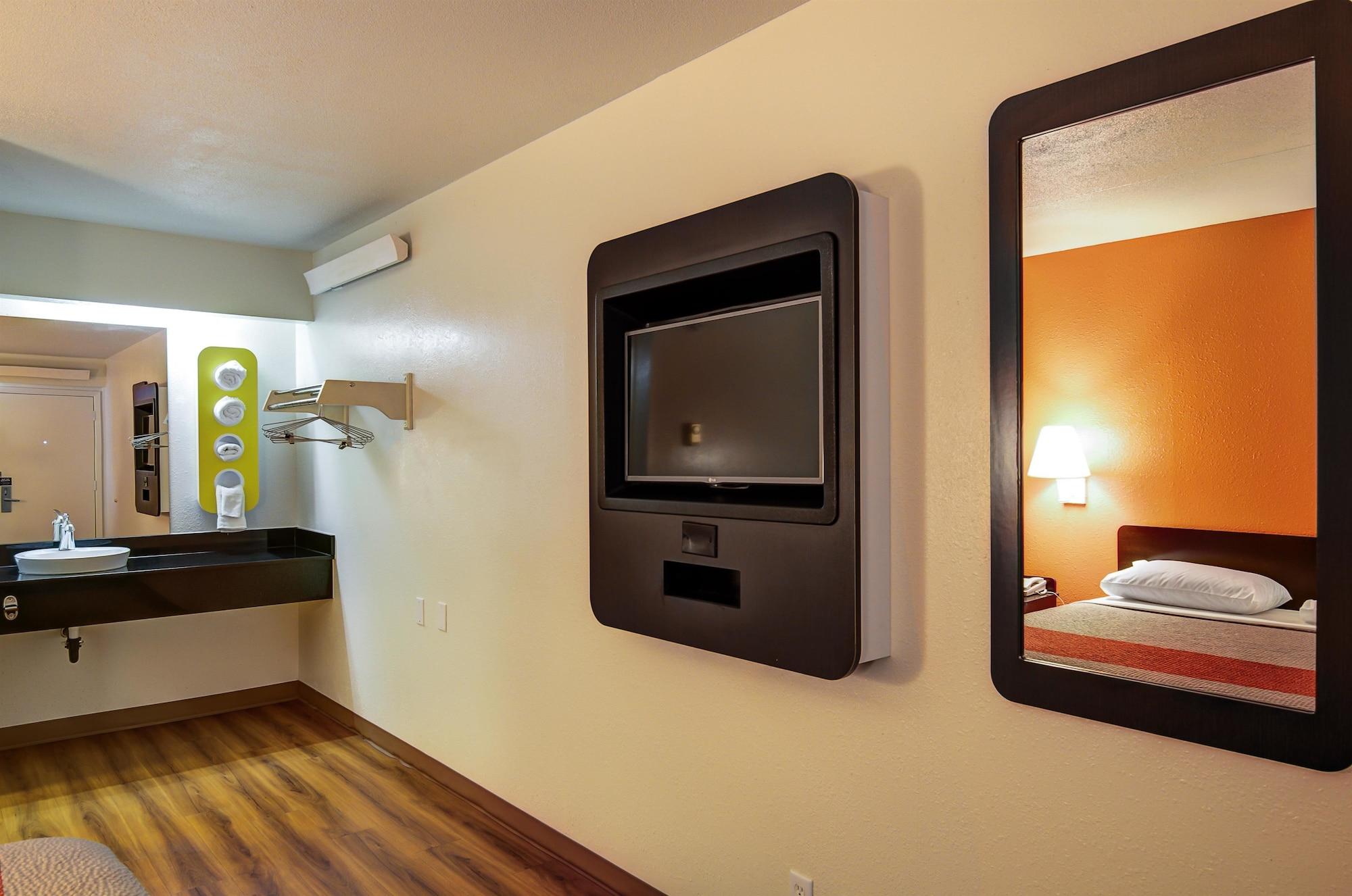 Motel 6-Springfield, Mo - North Εξωτερικό φωτογραφία