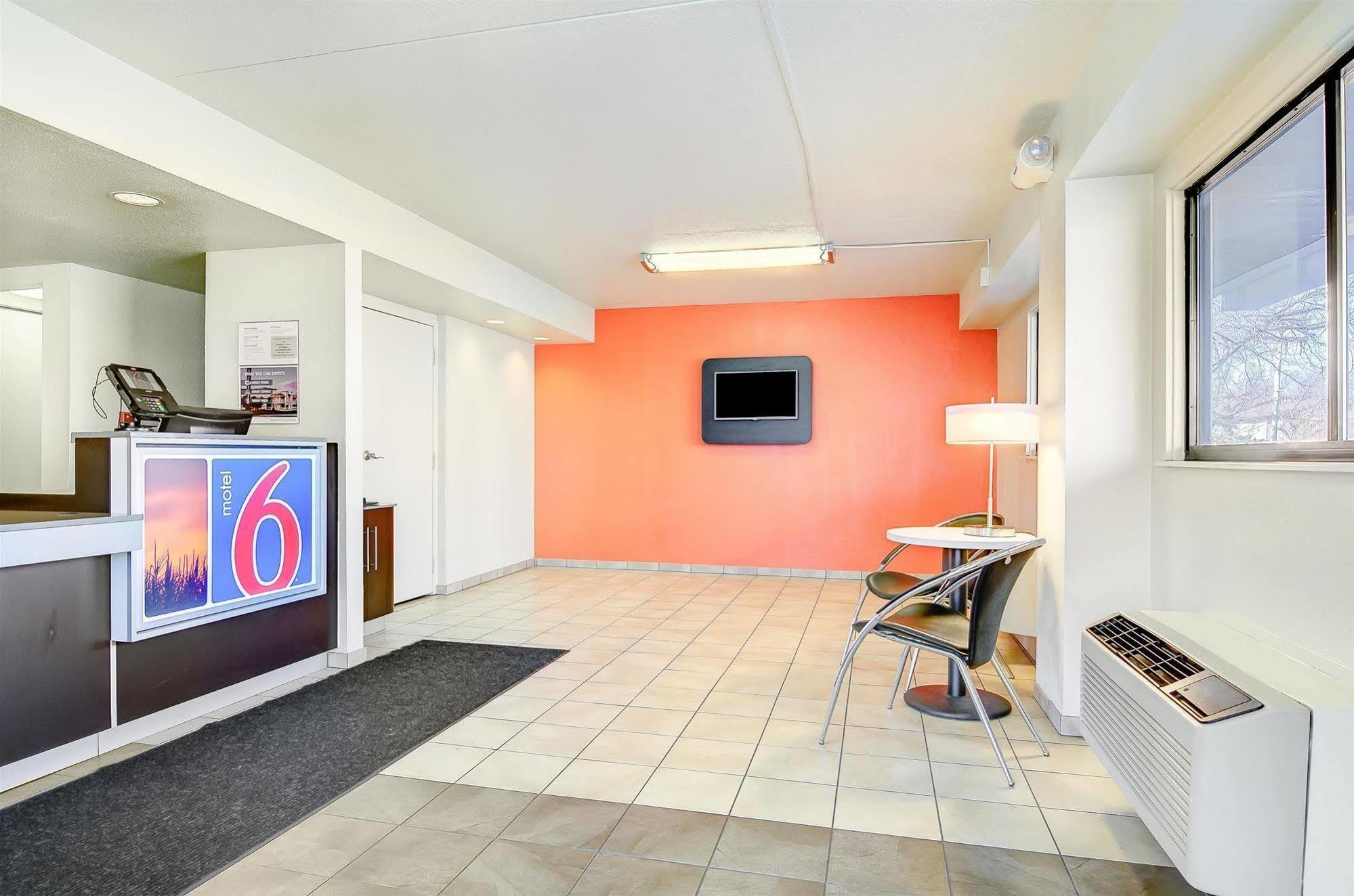 Motel 6-Springfield, Mo - North Εξωτερικό φωτογραφία